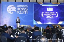 Inisiatif Strategis Kemenkominfo untuk Tata Kelola Media Asing di Indonesia
