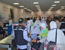 Tips Menjaga Kesehatan Lansia saat Menjalani Ibadah Haji