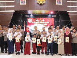 Kapolres Subang Berikan Beasiswa kepada 10 Siswa Berprestasi, Ini Daftarnya