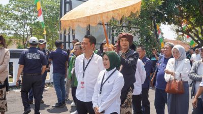 Hari Pertama Pendaftaran Calon Bupati dan Wakil Bupati Subang, Pasangan Aslina Daftar ke KPU