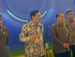 Luhut: Pejabat Publik Harus Fokus pada Pelayanan, Bukan Jadi Mandor