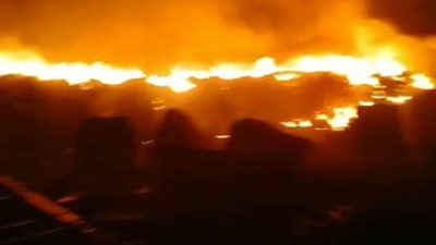 Kebakaran Melanda Pabrik di Tangerang, Tiga Karyawan Terluka