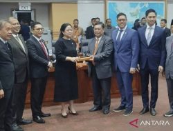 DPR RI Tetapkan Pimpinan Komisi: Siap Bekerja untuk Bangsa