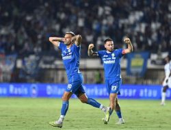 Persib Bandung Selangkah Lagi Menuju Gelar Juara Liga 1 2024/2025