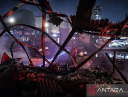 Tiga Rumah dan Kantor Lurah di Jakarta Utara Terbakar Akibat Petasan
