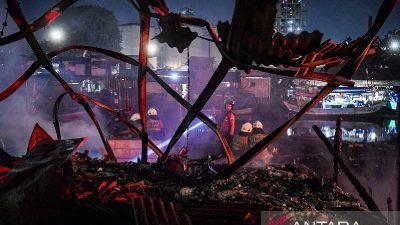 Tiga Rumah dan Kantor Lurah di Jakarta Utara Terbakar Akibat Petasan