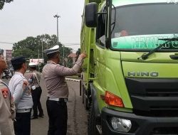 Satlantas Polres Subang dan Dishub Gelar Operasi Gabungan Tindak Truk ODOL
