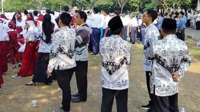 Upacara HUT RI di Pamanukan Subang Diwarnai Peserta Pingsan dan ASN Merokok