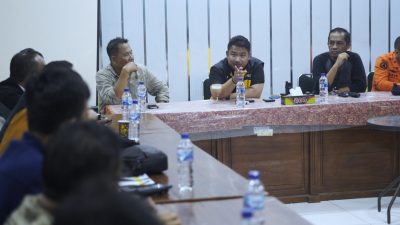 Ini Pesan Rey ke Petugas Penanganan Banjir