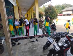 Sejumlah siswa yang berada di SD Tri Tunggal Desa Ciasem Tengah Kecamatan Ciasem Kabupaten Subang